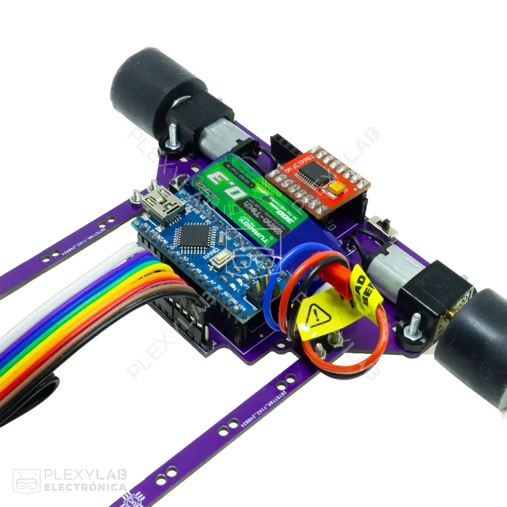 robot-seguidor-de-linea-profesional-de-alto-rendimiento-004
